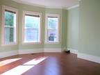 $2475 / 1br - 800ft² - Gorgeous Remodeled Condo,Walk to Univ.