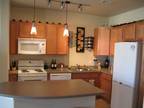 $1200 / 1br - 800ft² - Loft, fully furnished walking distance to Lincoln