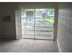 $550 / 2br - 650ft² - 2 Bedrooms 1 Bathroom with on site laundry (Reno) 2br