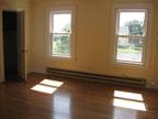 $750 / 2br - $750 2br apt. New london. With W&D. Next to Shaw's Cove