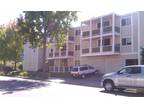 $2595 / 3br - 3 Bedroom 2 Bathroom Apt 3br bedroom