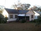 $900 / 3br - 3BR/1BA House, Hardwood Floors, Avail 10/1 (602-2 Talaflo -