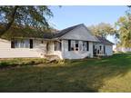 $800 / 3br - 1800ft² - House in the Country (Winnebago) 3br bedroom