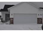 2000ft² - 4Bed/3Bath (1131 37th Ave S Moorhead) (map)