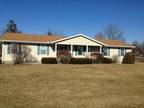 $1095 / 3br - 1700ft² - FOR RENT! Ranch Style House