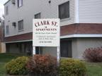 $395 / 1br - Clark/Oak St 1 & 2 bedroom units Hiawatha **New Move-in Special*