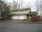 $950 / 2br - 1000ft² - Tidy West-side Duplex Townhouse - 2190 Ohio