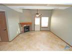 $1100 / 4br - 1551ft² - $275 per person! Lawrence's Best Kept Townhome secret!