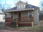 $800 / 3br - Cool East Lawrence House (905 E 13th St.) (map) 3br bedroom