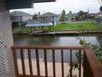 $895 / 2br - 1400ft² - Waterfront 2/1, Move In ready (Bayou Vista Texas) 2br