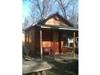 $600 / 1br - 600ft² - $600.00 1BR newly remolded cabin (Round Lake) 1br bedroom