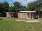 For Rent: 2 Bed 1 Bath Mobile Home (Ocala National Forest)