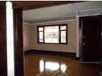$650 / 3br - 1313ft² - LOWER--Hardwood Floors/Very Clean (South Buffalo) (map)