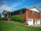 $1200 / 3br - 1800ft² - Brick Home for Rent - Beautiful Mountain Views