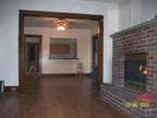 $600 / 3br - 1200ft² - beautiful fireplace apt (South Buffalo) (map) 3br