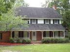 $1275 / 4br - 3000ft² - Great Location with Sunroom (207 Hawthorne Rd.) (map)