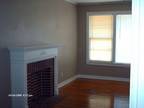 $585 / 2br - Spacious Apt. Available in September (Highland) (map) 2br bedroom