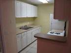 $625 / 1br - Renovated 1 Bedroom unit at Summit House Complex (1700 SW 16th Ct
