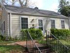 $1200 / 2br - short term furnished home near Uva / med.cen.includes utilities