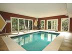 Luxury Cabin/Indoor Heated Pool