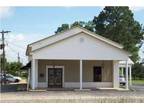 $164900 / 1612ft² - Commercial Building in Atmore -