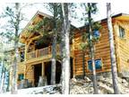 $225 / 3br - Beautiful New Log Cabin w/ Hot tub & Private Lake