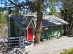 Rustic retreat is minutes from Big Bear Golf Course