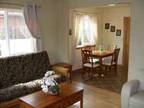 $700 / 2br - nice, comfortable cottage (south ashland) (map) 2br bedroom