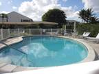 2/2 walk to beach, nice pool area, great location