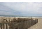 $180 / 3br - Beach block condo steps to beach, convenient mid-town