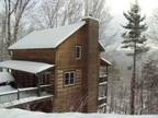 $225 / 3br - 2400ft² - NEW 3/3 3-STORY LOG CABIN W/VIEW/LOFT/JACCUZI/POOL