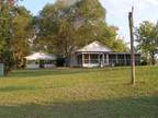 $995 / 3br - LAKE FRONT 3+ BED, 2BTH PARADISE AWAITS YOU (LAKE MARION) 3br