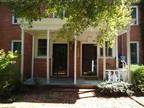 $ / 3br - BEAUTIFUL 3 BEDROOM BRICK TOWNHOME***FULLY FURNISHED***W/D (CHESTNUT