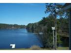 $700 / 3br - 2200ft² - lakeside vacation rental SLEEPS 10