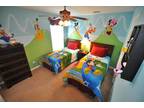 5 Bed, 5 Bath, 2 King Masters, Disney Themed Room, Pool & Spa!