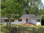 Lake house on Lake Hartwell with private dock