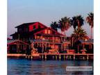 4br - Beach house, private fishing pier, Week or weekend of Jan. 10th Avail.