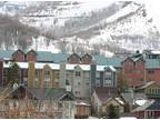 Christmas New Years Condo Vacation Rental Skiers Lodge Resort