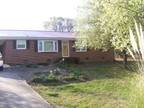 $895 / 3br - 1500ft² - 3 Bedroom Home in Duncan (Riverside Hills) (map) 3br