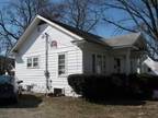 $325 / 3br - 3 BR House for Rent for School Year (Charleston, IL) 3br bedroom