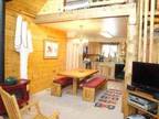 Log Cabin Home 3 Bedroom with Private Hot Tub Discounts!+