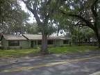 $750 / 2br - ft² - Adjacent to The Villages, Shopping, & Schools (The