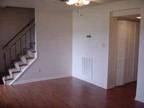 $700 / 2br - Large, Quiet and Well Located Townhouse (Huntsville 35803) (map)