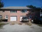 $750 / 3br - 3 bedroom duplex for rent! (Deer Creek, IL) 3br bedroom