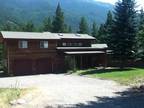 $1450 / 4br - 3000ft² - Family house on one acre!