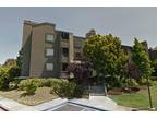 $2100 / 1br - 941ft² - Newly Renovated Top Floor 1BR 1BA Condo, W/D in Unit!