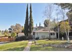 $4000 / 4br - 2200ft² - Spacious Redwood City Home 4br bedroom