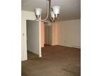 $735 / 2br - 898ft² - Love where you live! Come home to Washington Towers in