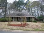 $ / 4br - 2600ft² - Beautiful Home with Inground Pool (Ellerbe Road Estates)