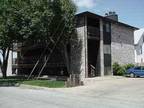 878ft² - 2838 N 47th (Lincoln)